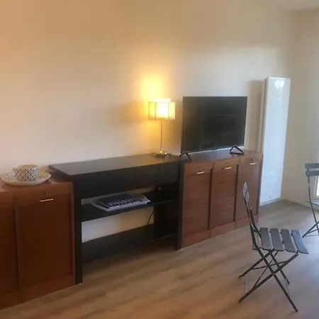 Renove Avec Grand Balcon, Centre-ville, Proche - Fr-1-712-83